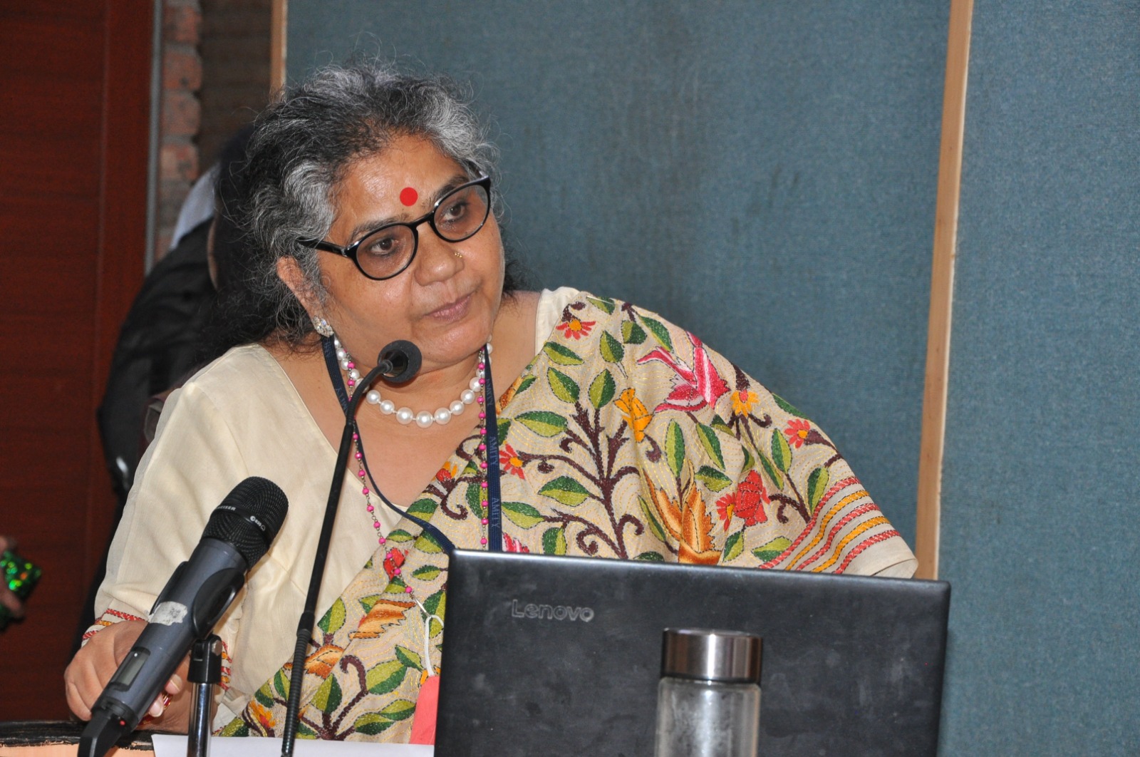Dr. Neelam Saxena